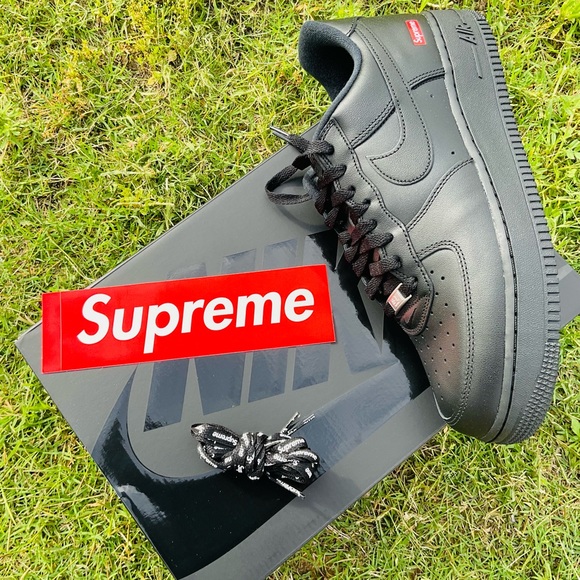 Nike Air Force 1 Supreme - Picture 3 of 7